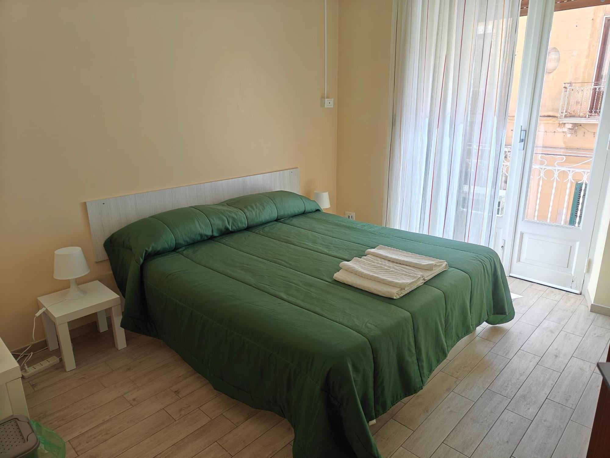 Barbara Rooms Sea 1 Trapani Esterno foto